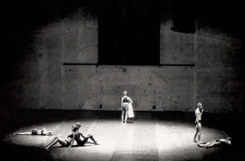 VOLARE / Opèra de Montpellier / Festival Montpellier Danse 1990